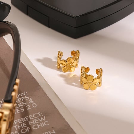 1 Pair Luxurious Series Gorgeous Flowers Stainless Steel Gold Color Women's Clip-on Earrings