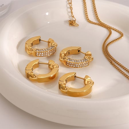 1 paar eenvoudige serie elegante ringvormige roestvrijstalen  vergulde strass dames oorringen 2