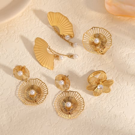 1 pair simple series daily flower stainless steel  gold plated artificial pearl women stud earrings