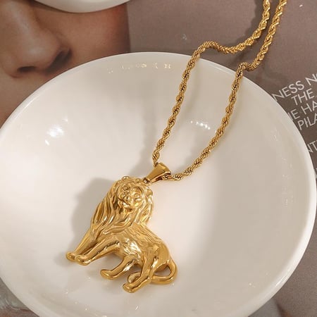 1 Piece Luxurious Series Delicate Lion Stainless Steel Gold Color Women's Pendant Necklaces 2