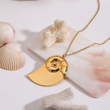 1 Piece Simple Series Retro Turtle Stainless Steel   Gold Color  Women's Pendant Necklaces 2