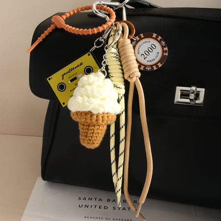 Kreative Häkel-Taschenanhänger mit süßem Eis für Damen 2