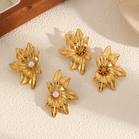 Retro Flower Stainless Steel Gold Color Artificial Pearl Women's Stud Earrings 2