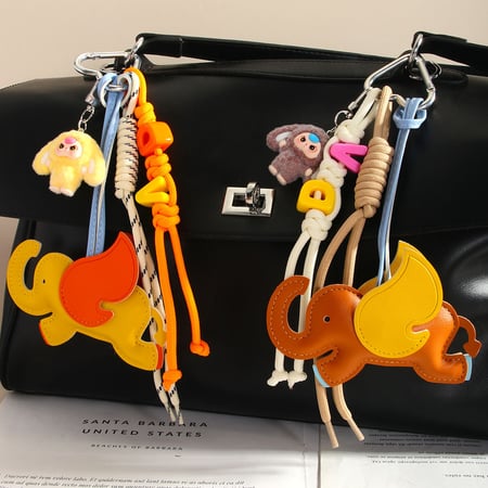 Niedliche Cartoon-Elefanten-Alphabet-Taschenanhänger für Damen 2