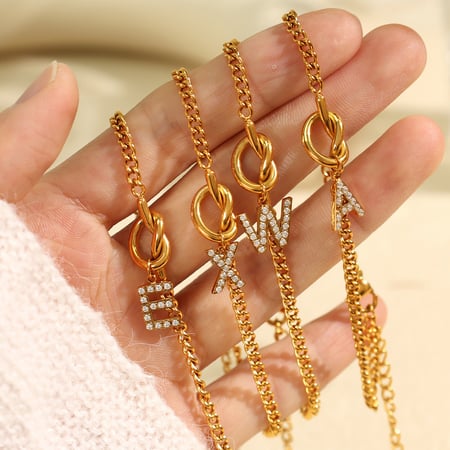 Braccialetti con ciondoli color oro in acciaio inossidabile con lettera, 1 pezzo 2