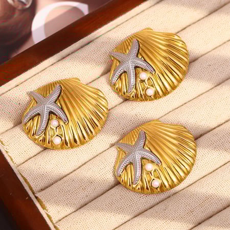 1 Piece Ocean Collection Gold Shell Stainless Steel Stud Earrings 2