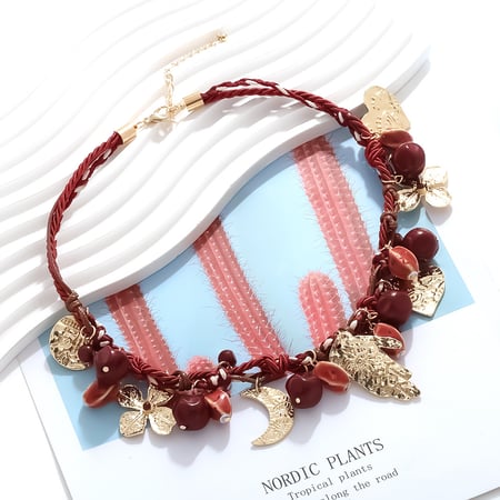 Luxurious Retro Flower Resin Pendant Necklaces