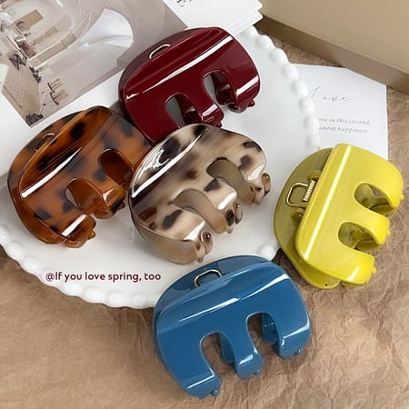 1 Piece Simple Series Casual Solid Color Resin Women's Hair Claws 2