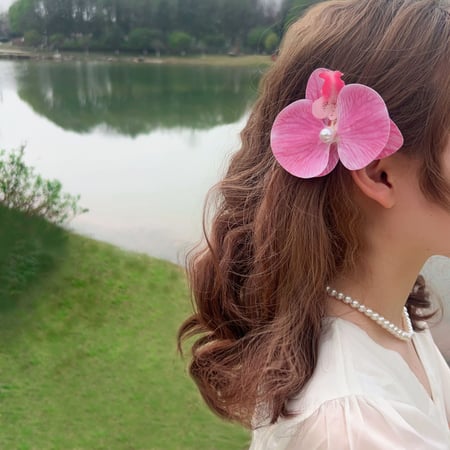 Romantic Series Sweet Flower Fabric Women's Hair Claws