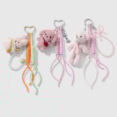 Niedliche Taschenanhänger aus Plüschtieren