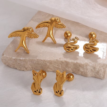 Niedliche Tier-Piercing-Ohrringe aus Edelstahl in Goldfarbe
