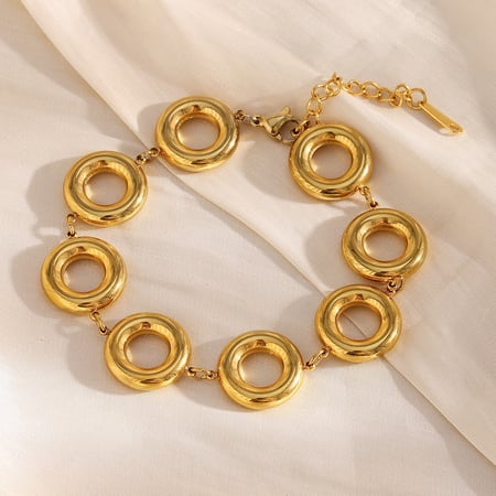 Retro and Elegant Gold Stainless Steel Women's Bracelets 2