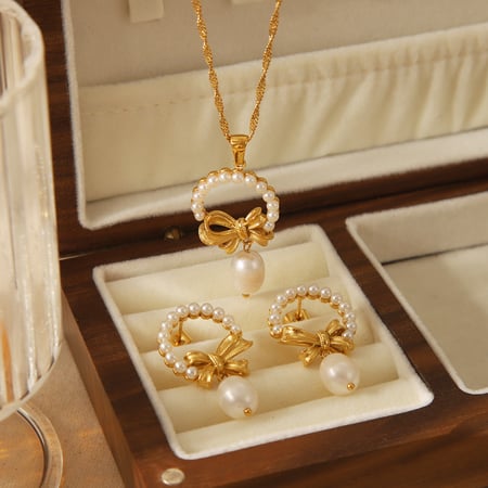 Luxurious Series Elegant Bow Knot Stainless Steel Women's Necklaces Display Set