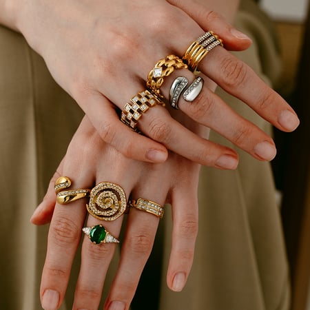 Anelli eleganti e geometrici in acciaio inossidabile con zirconi, serie lussuosa