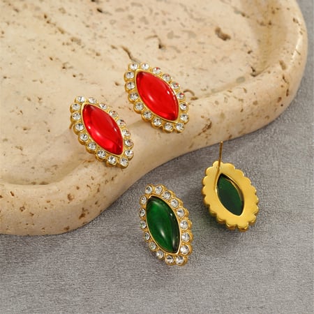 Luxurious Retro Geometric Stainless Steel Women's Stud Earrings