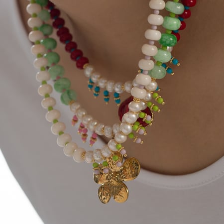 1 Piece Luxurious Series Retro Flower Beads Gold Color Women's Pendant Necklaces 2