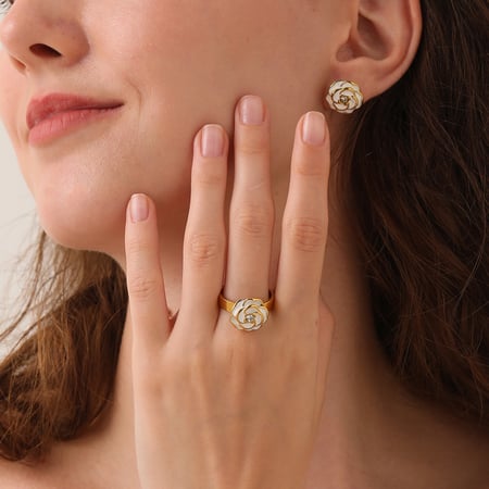 Luxe elegante roestvrijstalen ringenset met bloemen en gouden accenten 2