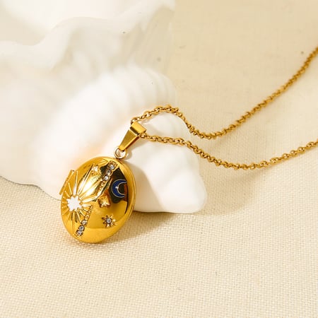 Colliers rétro avec pendentif soleil/lune en acier inoxydable couleur or 2