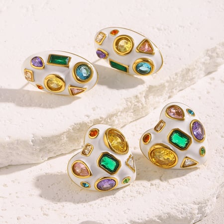 1 Pair Luxurious Series Classic Heart Stainless Steel Women's Stud Earrings 2