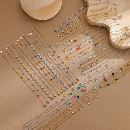 Luxuriöse Serie Tägliche geometrische Edelstahl Gold Farbe Damen Kette Halsketten 2