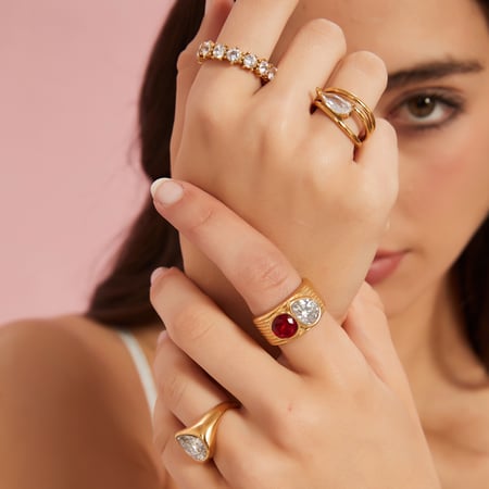 1 Stück Luxuriöse Serie Retro Droplet Edelstahl Gold Farbe Damen Edelstein Ringe