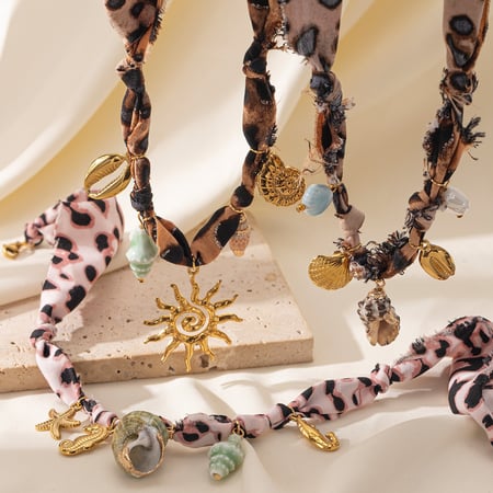 1 Piece Leopard Scarf Pendant Necklaces