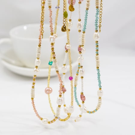 Lichte luxe en elegante kralenketting voor dames 2