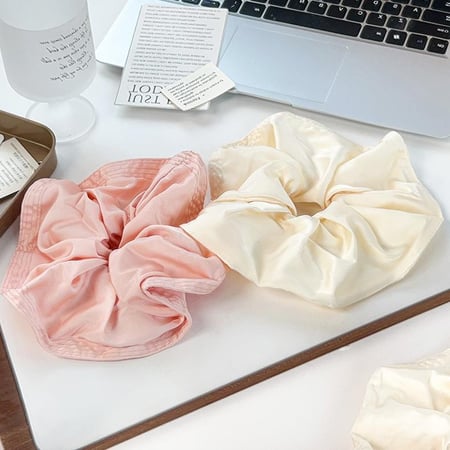 1 Piece Sweet Solid Color Synthetic Fiber Women's Scrunchies 2