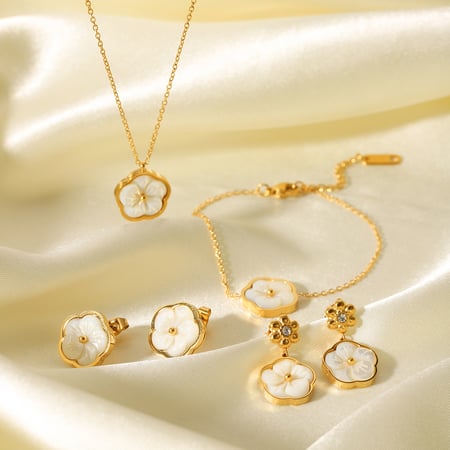 Daily Clover Stainless Steel Gold Color Shell Women's Chain Bracelets 2