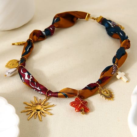 1 collar elegante y lujoso con colgante de corazón y sol para mujer 2