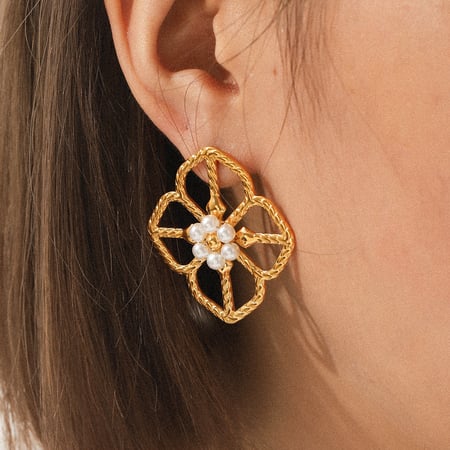 1 Pair Flower Stainless Steel   Gold Color  Pearl Women's Stud Earrings 2