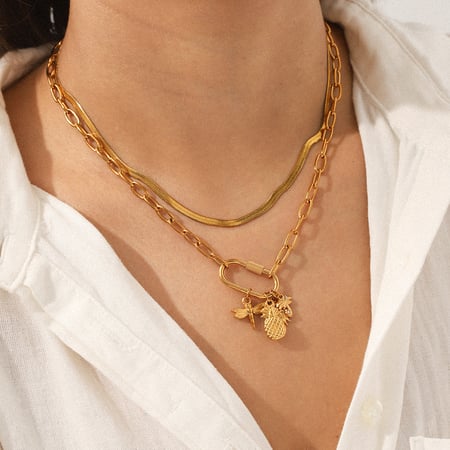 1 collar con colgante de acero inoxidable dorado con diseño de animales para mujer 2