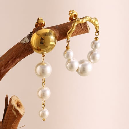1 par de pendientes colgantes clásicos de acero inoxidable con forma de círculo y cuentas anulares en color dorado para mujer 2