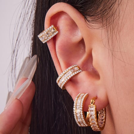 1 paio di lussuosi orecchini a cerchio da donna in acciaio inossidabile color oro con zirconi 2