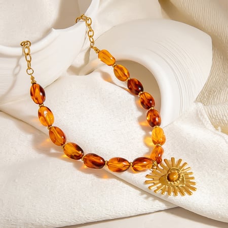 1 collar elegante de cuentas de piedra natural y acero inoxidable con forma de corazón para mujer 2
