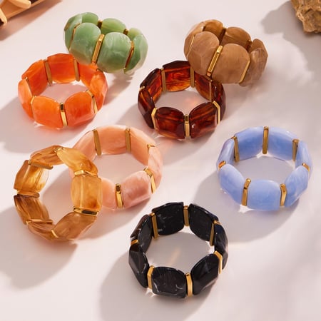 1 Stück bunte Serie unregelmäßige Form Harz Gold Farbe Damen Armreifen