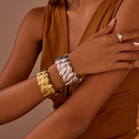 1 pulsera de acero inoxidable con hilo de líneas elegantes y lujosas para mujer 2