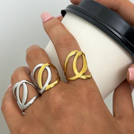 Anillos llamativos de acero inoxidable en color dorado con forma de círculo superpuesto simple de 1 pieza 2