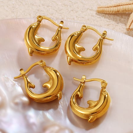1 paio di orecchini a cerchio in acciaio inossidabile color oro a forma di delfino 2
