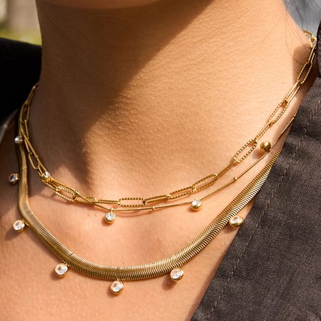 1 Piece Elegant Lines Stainless Steel Gold Color Women's Pendant Necklaces 2
