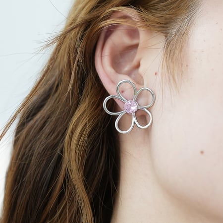 1 paio di orecchini a bottone da donna in acciaio inossidabile con semplici fiori naturali 2
