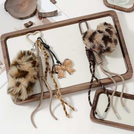 1 Parça Leopar Peluş Top Çanta Süsü 2