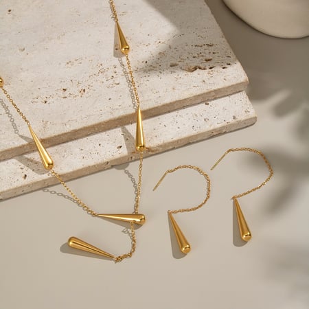 Set di collane in acciaio inossidabile color oro con goccia 2