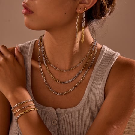 1 collar de cadena de acero inoxidable para mujer con colores variados de uso diario. 2