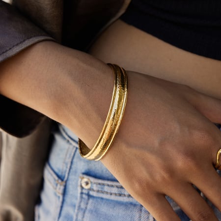 Parures de bijoux pour femmes en acier inoxydable couleur or à motif marteau simple 2