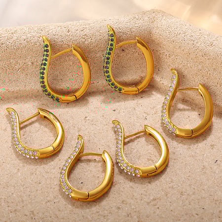 1 par de pendientes de aro de acero inoxidable con cristales de color dorado. 2