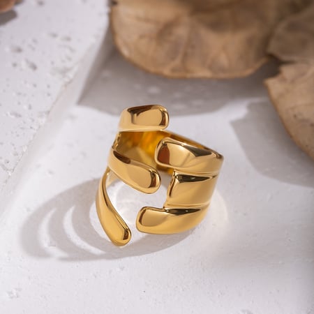 1 stuk onregelmatig gevormde roestvrijstalen statement ring in goudkleur 2