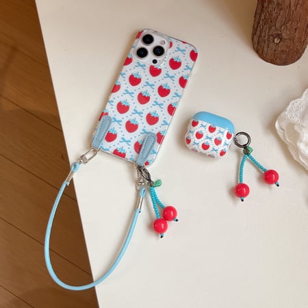 1 Piece Sweet Lovely Strawberry Women's Earphone Case 2