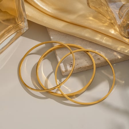 1 stuk effen gekleurde cirkelvormige armband van roestvrij staal