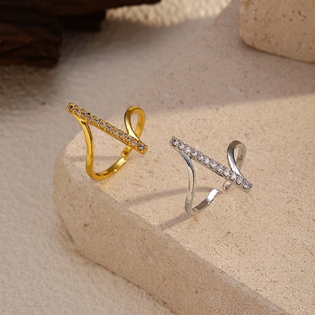 1 Stück unregelmäßig geformter minimalistischer Ring aus Edelstahl in Goldfarbe 2